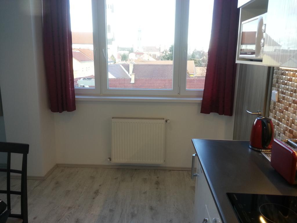 Downtown Apartment Miskolc Exterior photo
